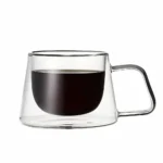 Detaliu strat de aer izolare termică cană espresso perete dublu